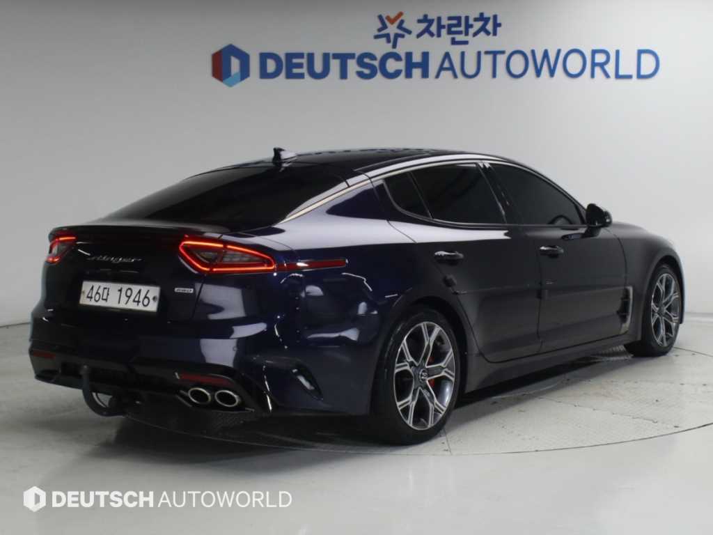기아 스팅어 디젤 2.2 AWD 플래티넘 사진 2/20