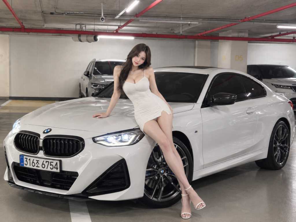 BMW 2시리즈 M240i xDrive 쿠페 사진