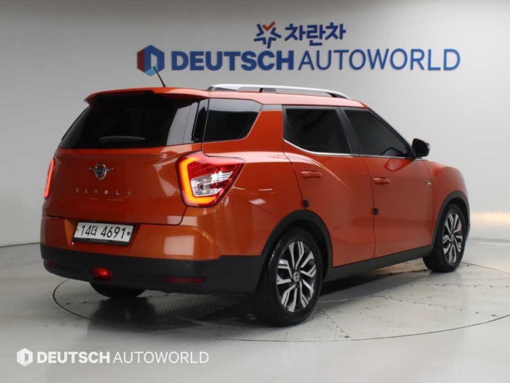 KGM 티볼리 4WD 디젤 1.6 IX 사진 2/20