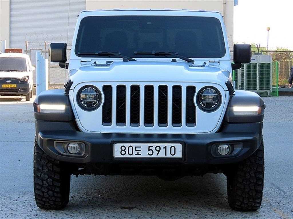 지프 글래디에이터 3.6 루비콘 4WD 사진 2/20