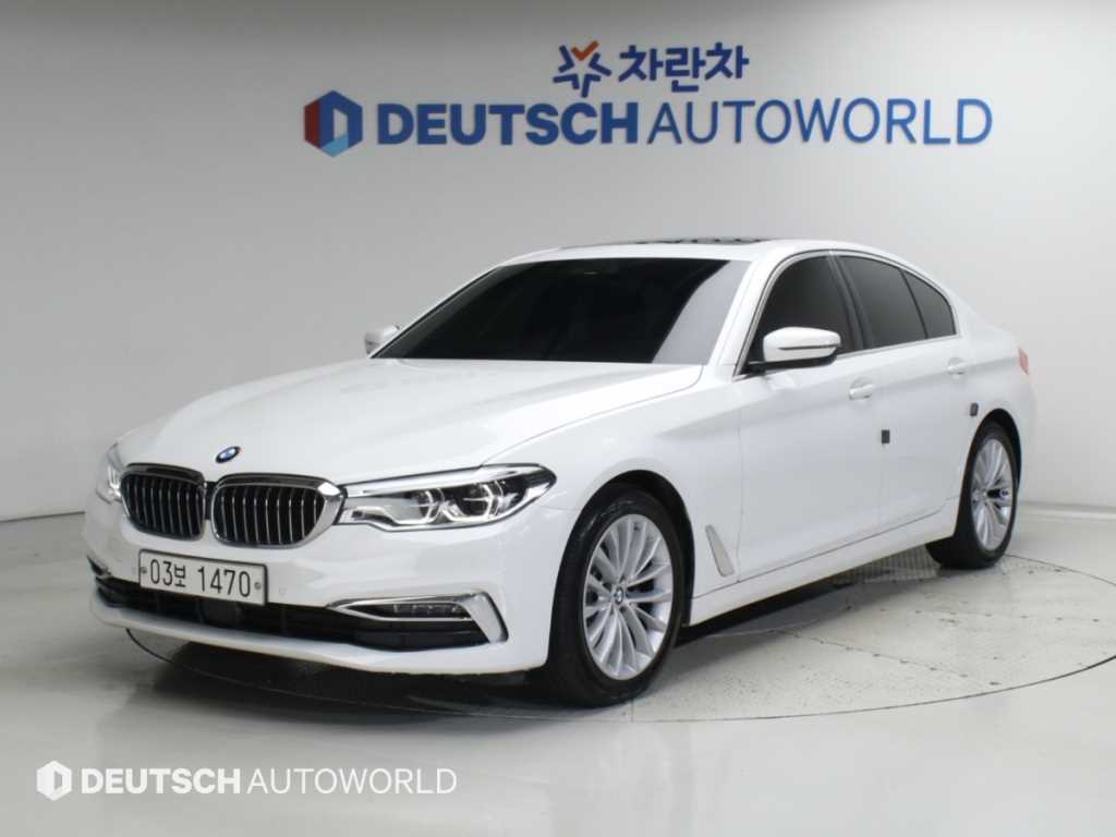 BMW 5시리즈 520d 럭셔리 플러스 사진