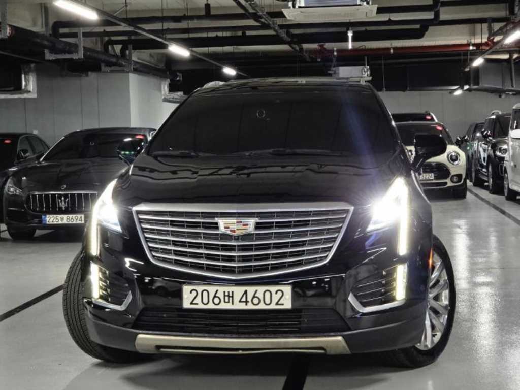 캐딜락 XT5 3.6 플래티넘 AWD 사진 2/20