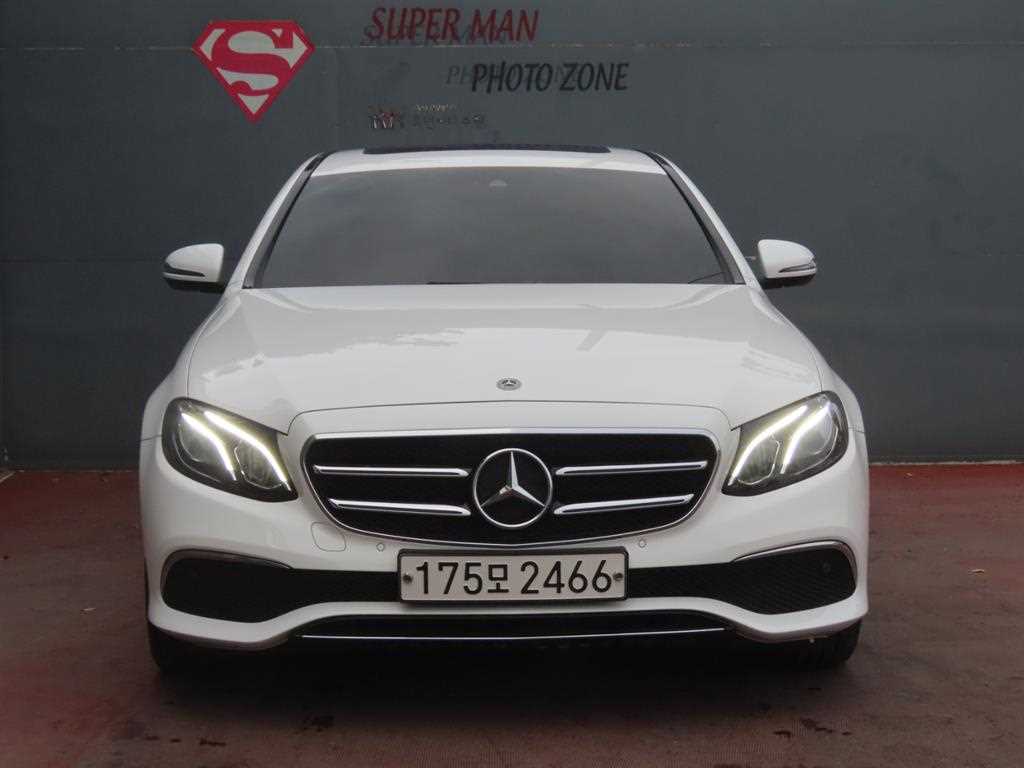 벤츠 E 클래스 E250 아방가르드 사진 2/20