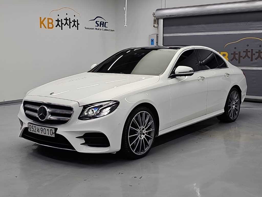 벤츠 E 클래스 E350 4MATIC AMG LINE 사진