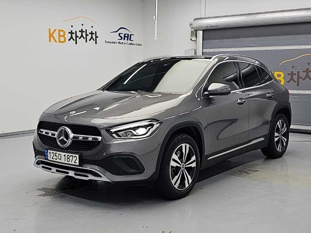 벤츠 GLA 클래스 GLA220 사진 2/20