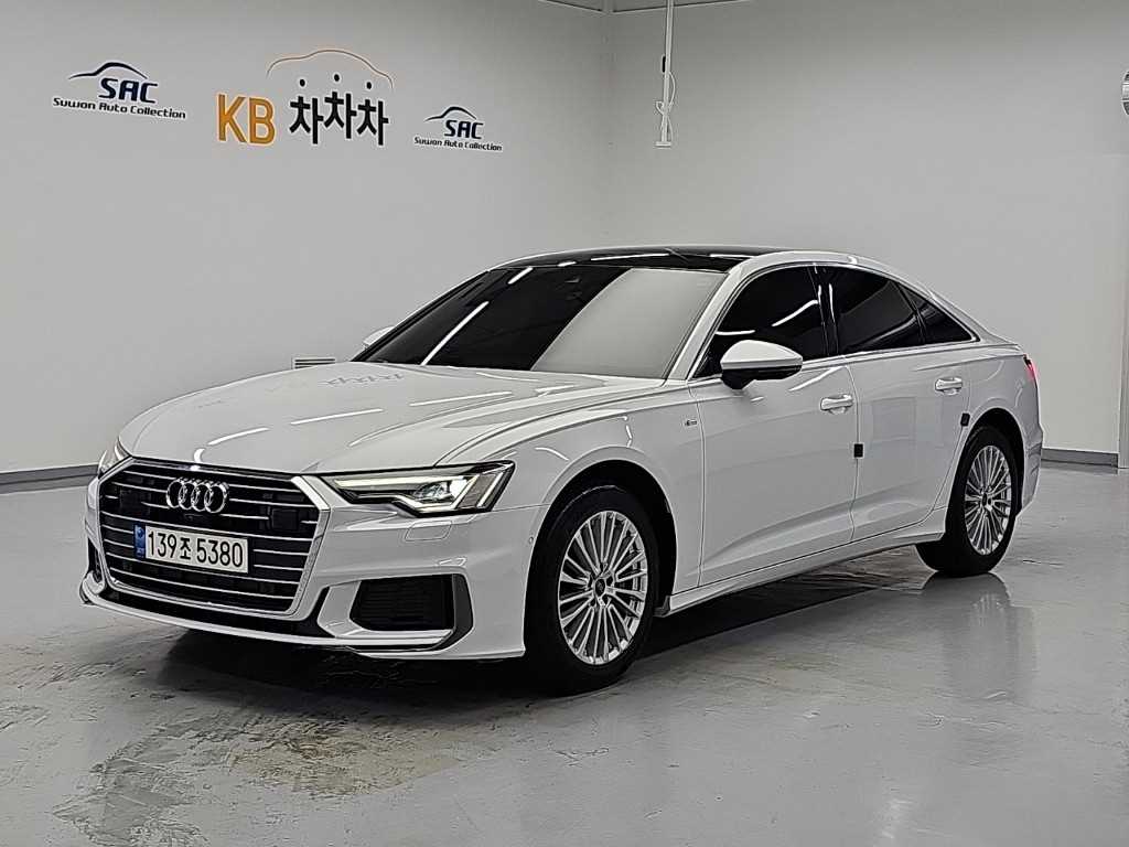 아우디 A6 45 TFSI 프리미엄 사진