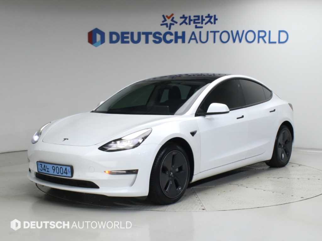테슬라 모델 3 롱 레인지 사진