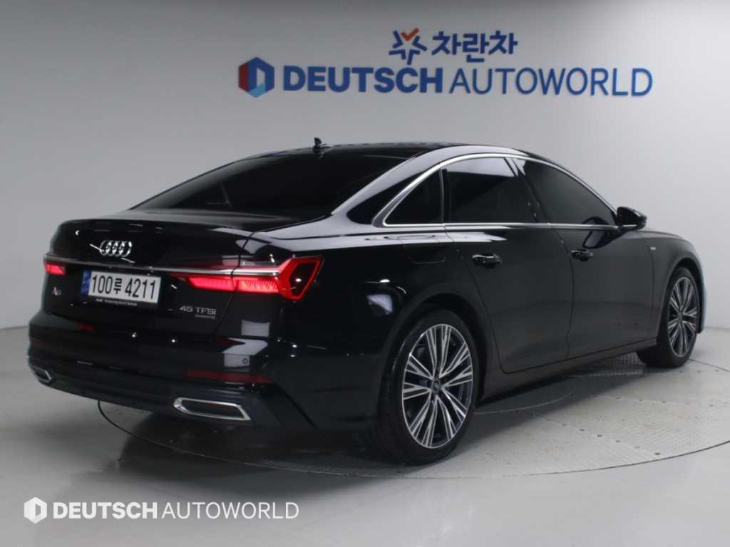 아우디 A6 45 TFSI 콰트로 프리미엄 사진 2/20