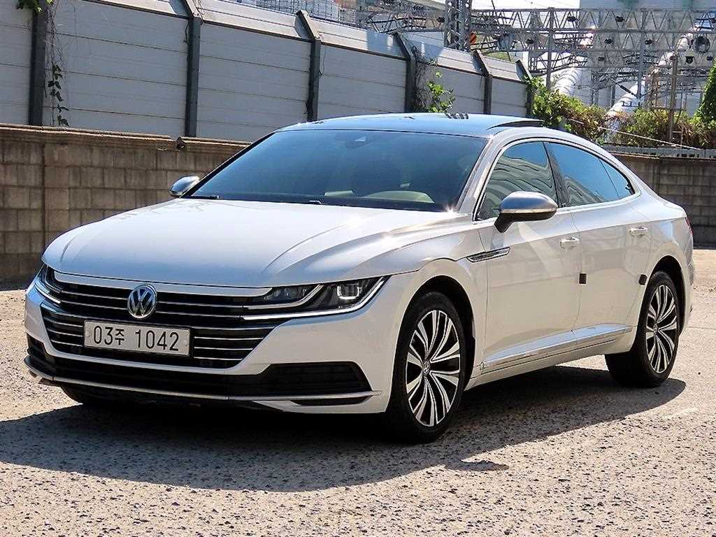 폭스바겐 아테온 2.0 TDI 엘레강스 프레스티지 사진 2/20