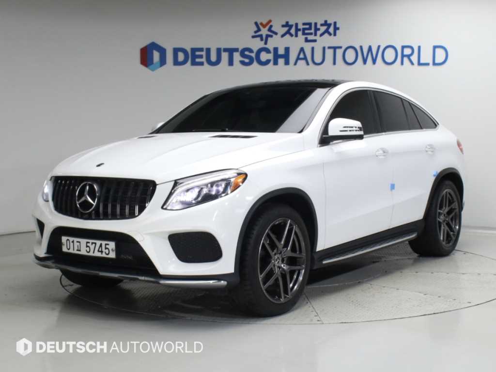 벤츠 GLE 클래스 GLE 350 d 4MATIC 쿠페 사진