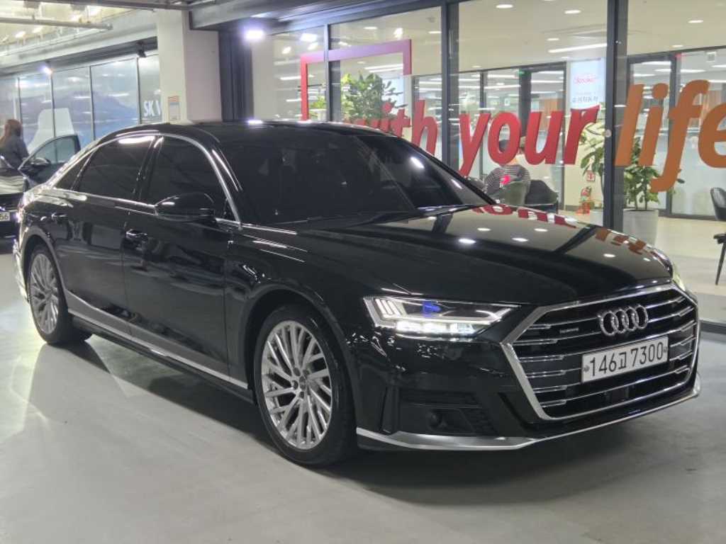 아우디 A8 55 TFSI 콰트로 LWB 사진