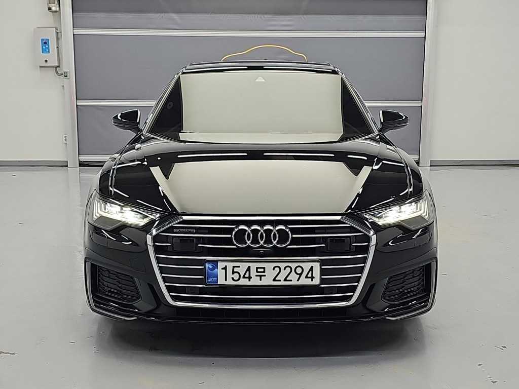 아우디 A6 45 TFSI 콰트로 프리미엄 사진 2/18