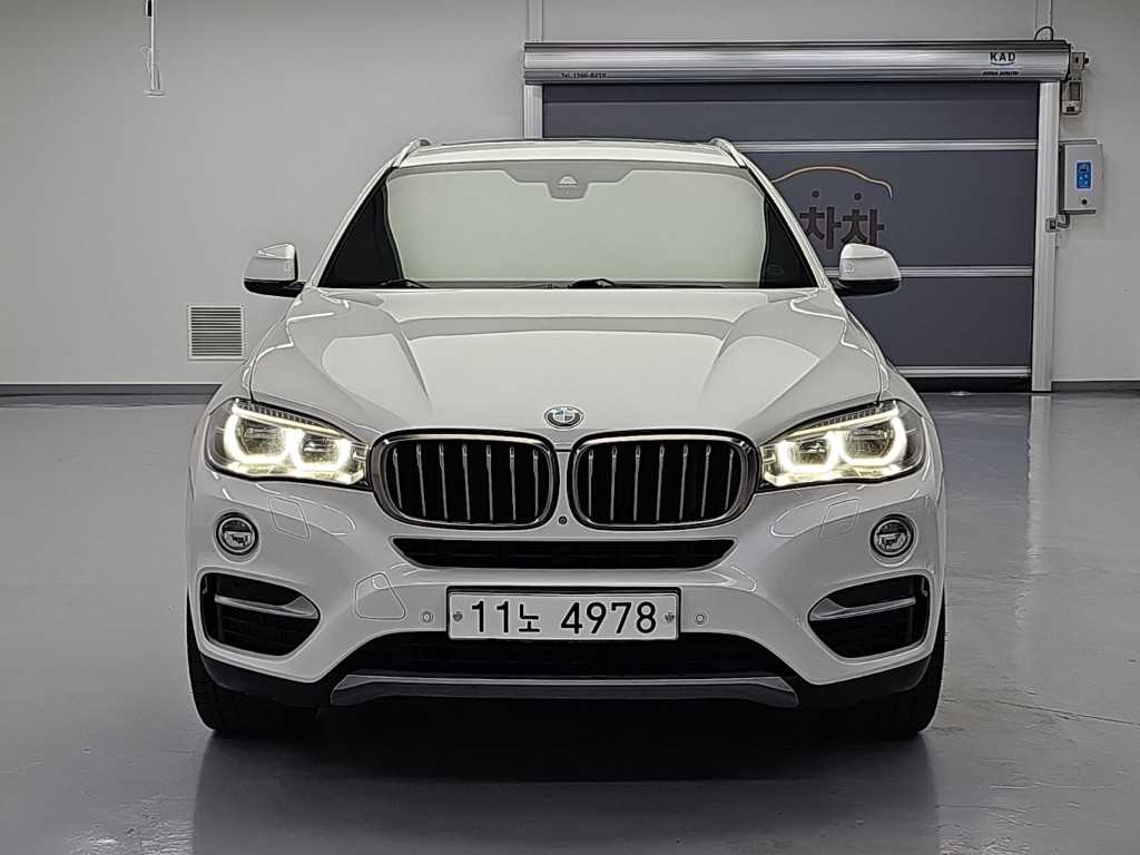 BMW X6 xDrive 30d 사진 2/18