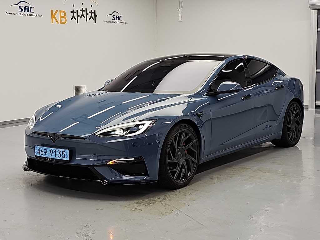테슬라 모델 S 플레이드 사진