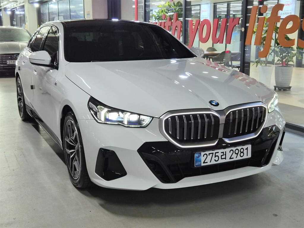 BMW 5시리즈 520i 기본형 사진