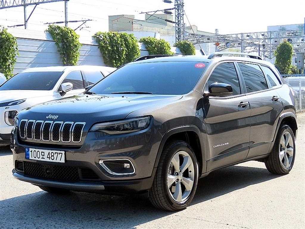 지프 체로키 2.4 리미티드 AWD 사진 2/20