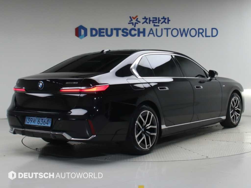 BMW i7 eDrive 50 M 스포츠 사진 2/20