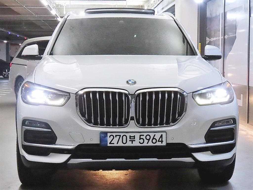 BMW X5 xDrive 40i xLine 사진 2/20