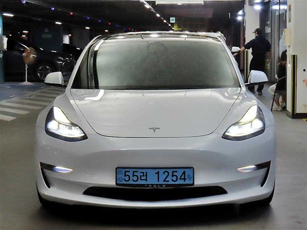 테슬라 모델 3 롱 레인지 사진 2/20