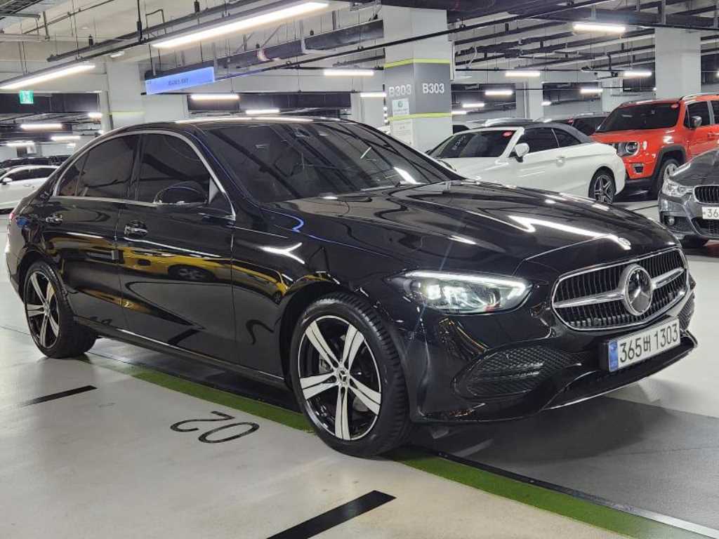 벤츠 C 클래스 C200 아방가르드 사진 2/18