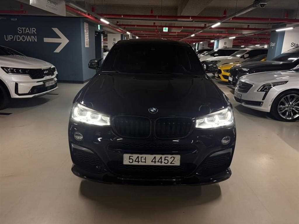 BMW X4 M40i 사진