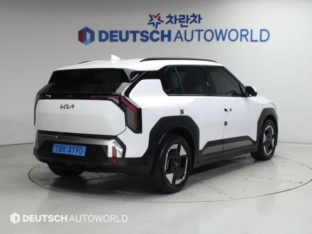 기아 EV3 롱레인지 2WD 어스 사진 2/20