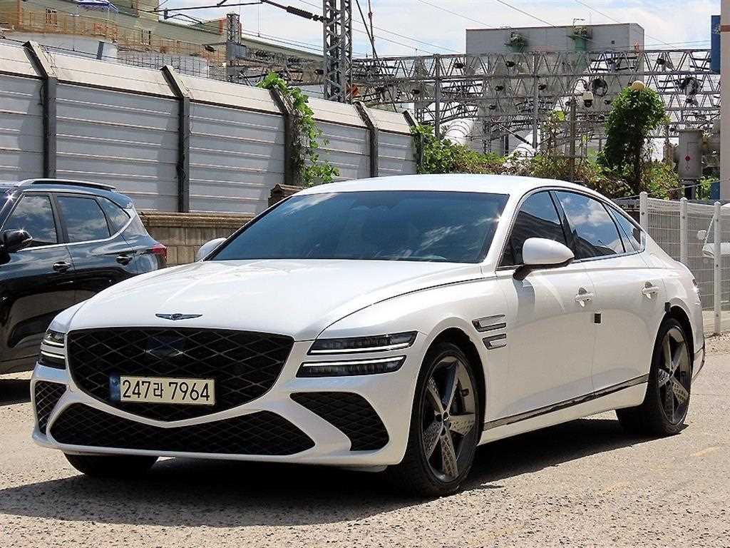 제네시스 G80 2.5 가솔린 터보 2WD 스포츠팩 사진 2/20