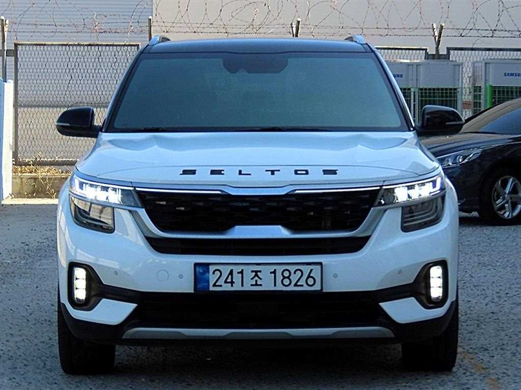 기아 셀토스 가솔린 1.6 터보 2WD 시그니처 사진