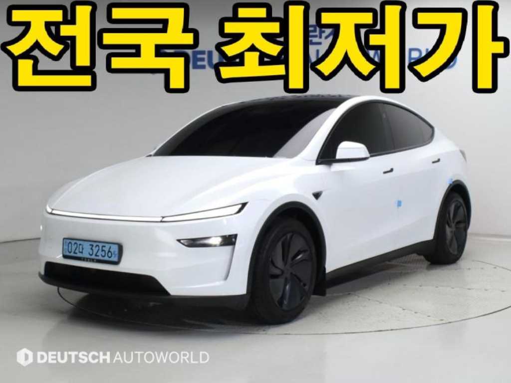 테슬라 모델 Y RWD 사진