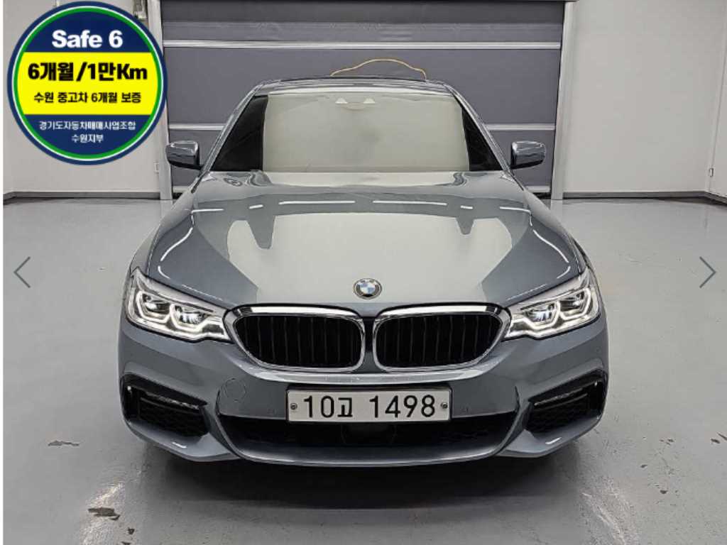 BMW 5시리즈 520i M 스포츠 사진