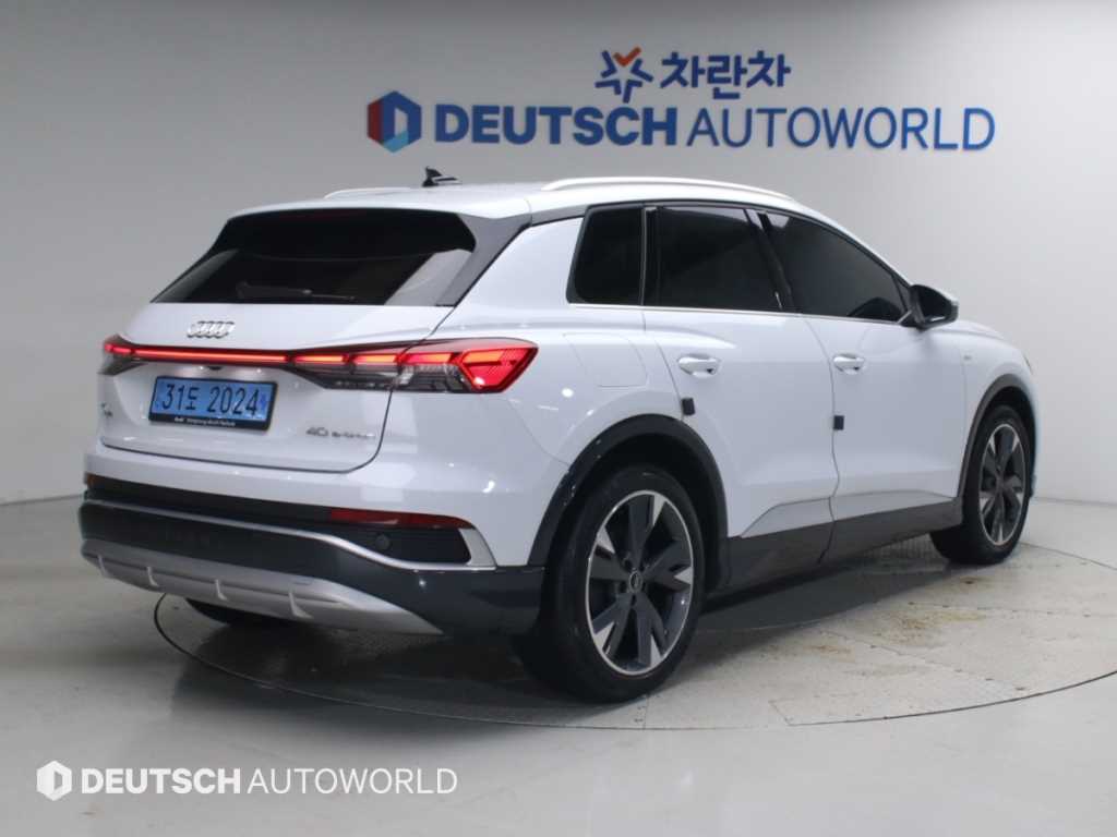 아우디 Q4 40 프리미엄 사진 2/20