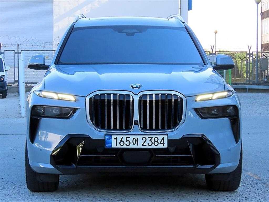 BMW X7 xDrive 40i M 스포츠 사진