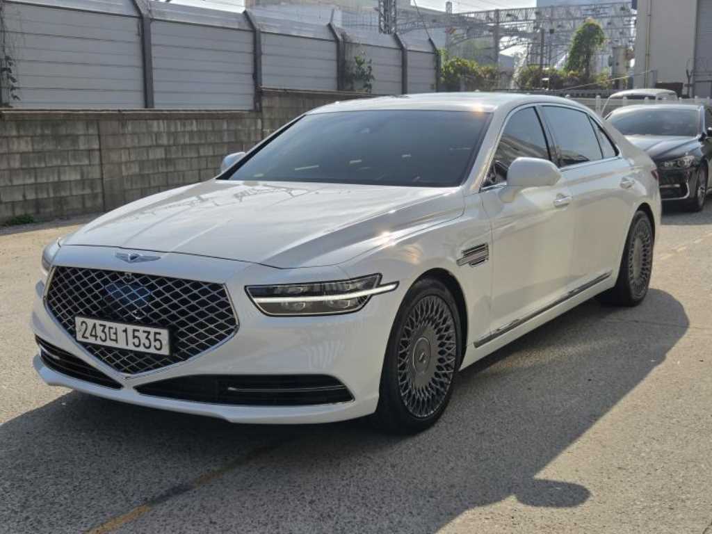 제네시스 G90 3.3 T AWD 프리미엄 럭셔리 사진 2/20