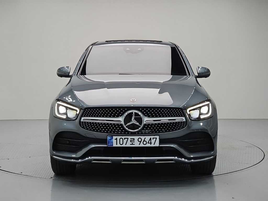 벤츠 GLC 클래스 GLC 300 4MATIC 쿠페 사진 2/20