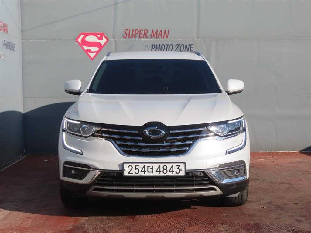 르노코리아 QM6 가솔린 2.0 GDe LE 2WD 사진 2/20