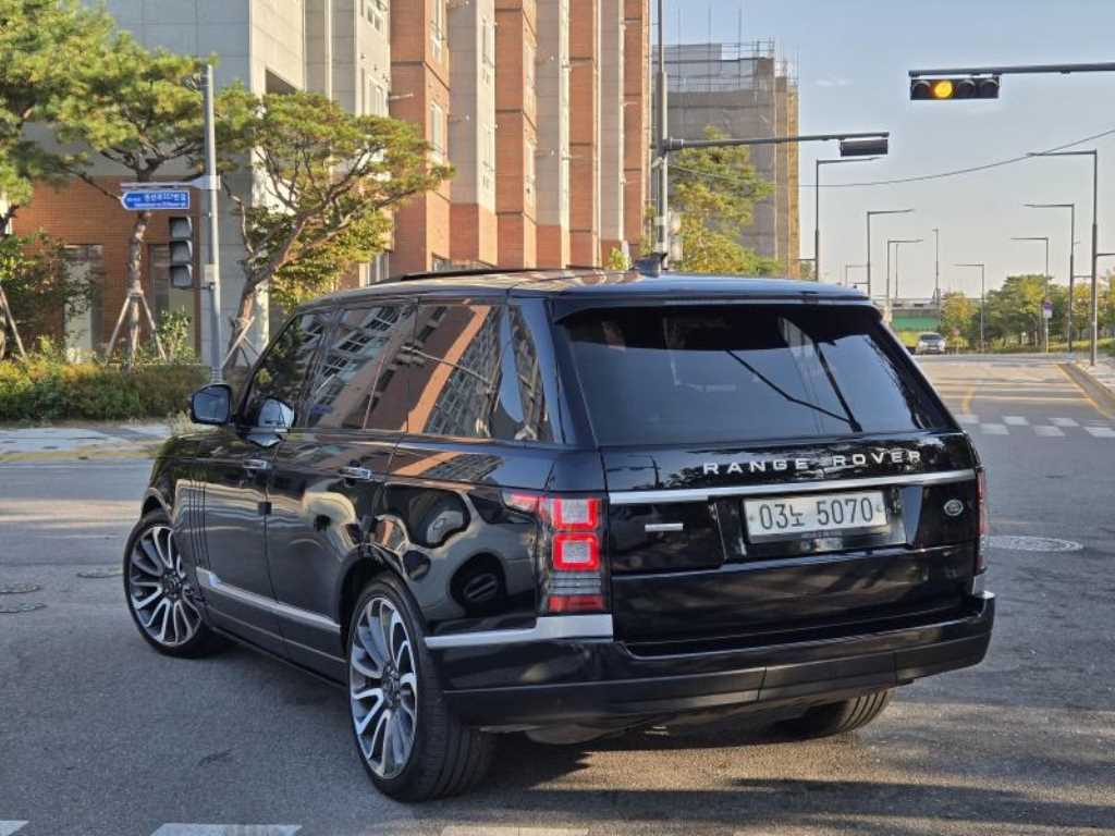 랜드로버 레인지로버 4.4 SDV8 VOGUE SE 디젤 사진 2/20
