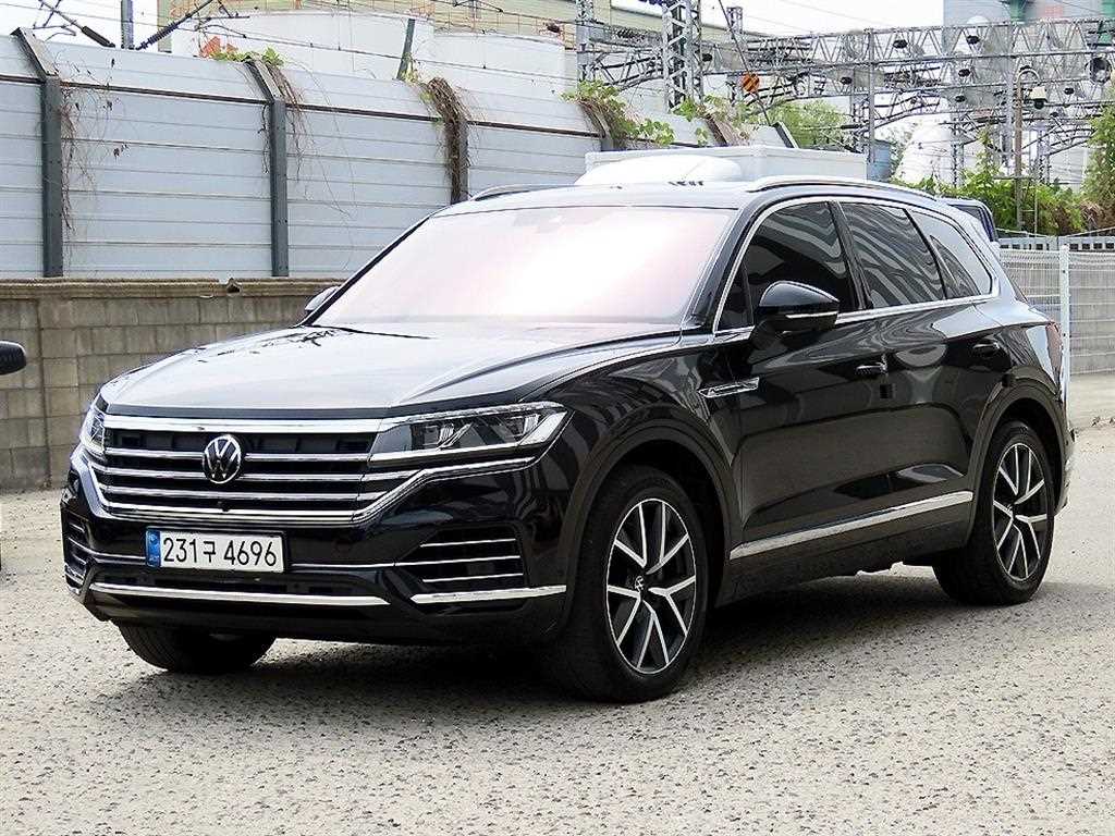 폭스바겐 투아렉 3.0 TDI 프레스티지 사진 2/20