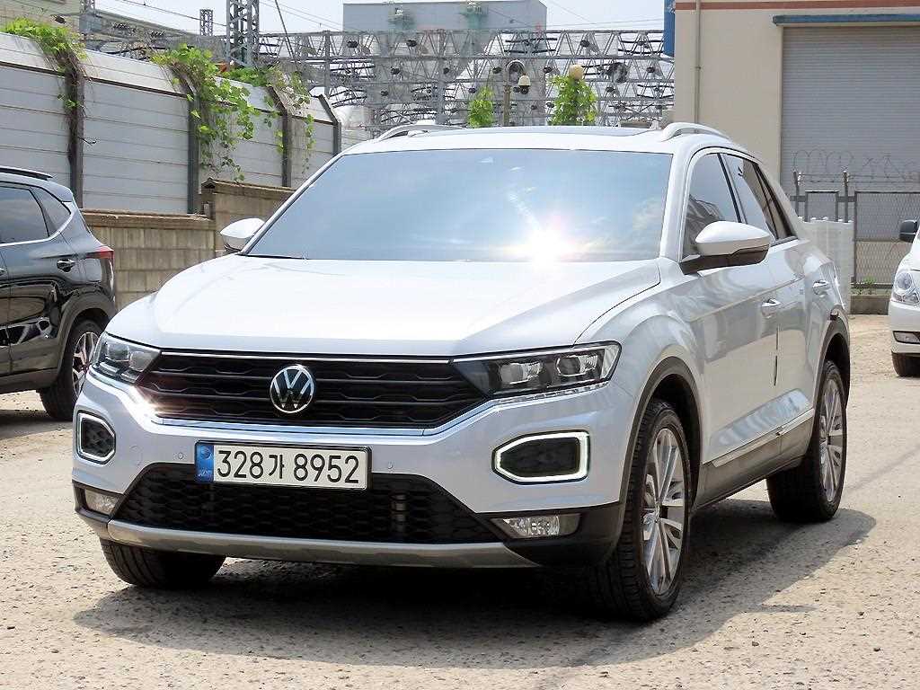 폭스바겐 티록 2.0 TDI 프레스티지 사진 2/20