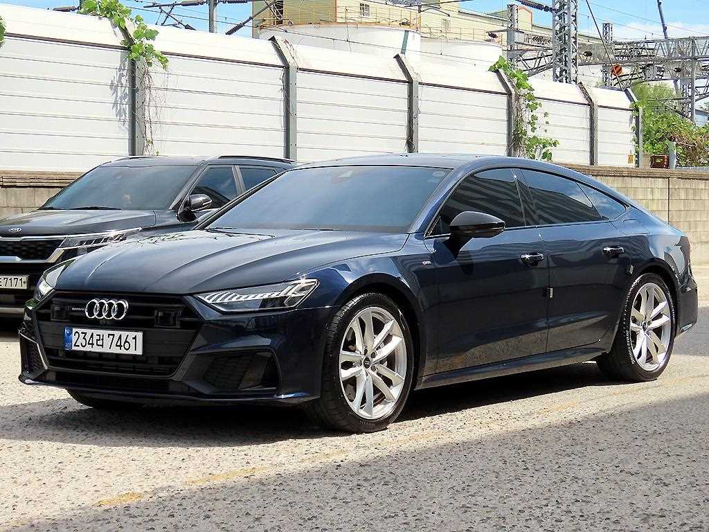 아우디 A7 55 TFSI e 콰트로 프리미엄 사진 2/20