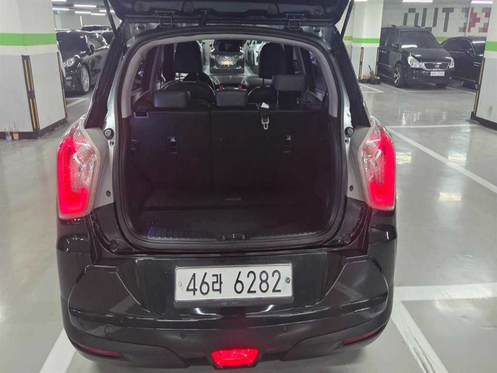 KGM 티볼리 가솔린 2WD 1.6 VX 사진 2/20