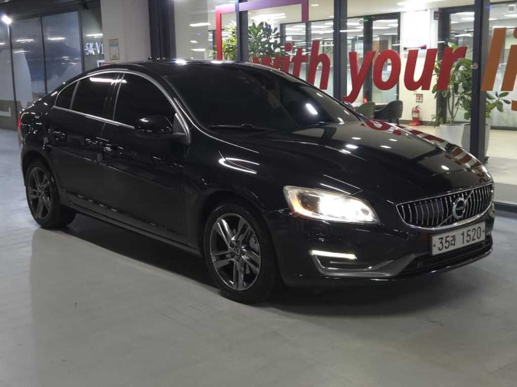 볼보 S60 D4 사진