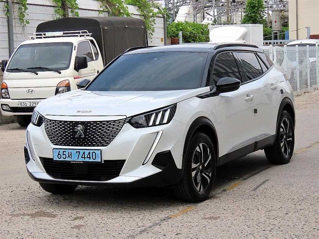 푸조 2008 GT Line 사진 2/19