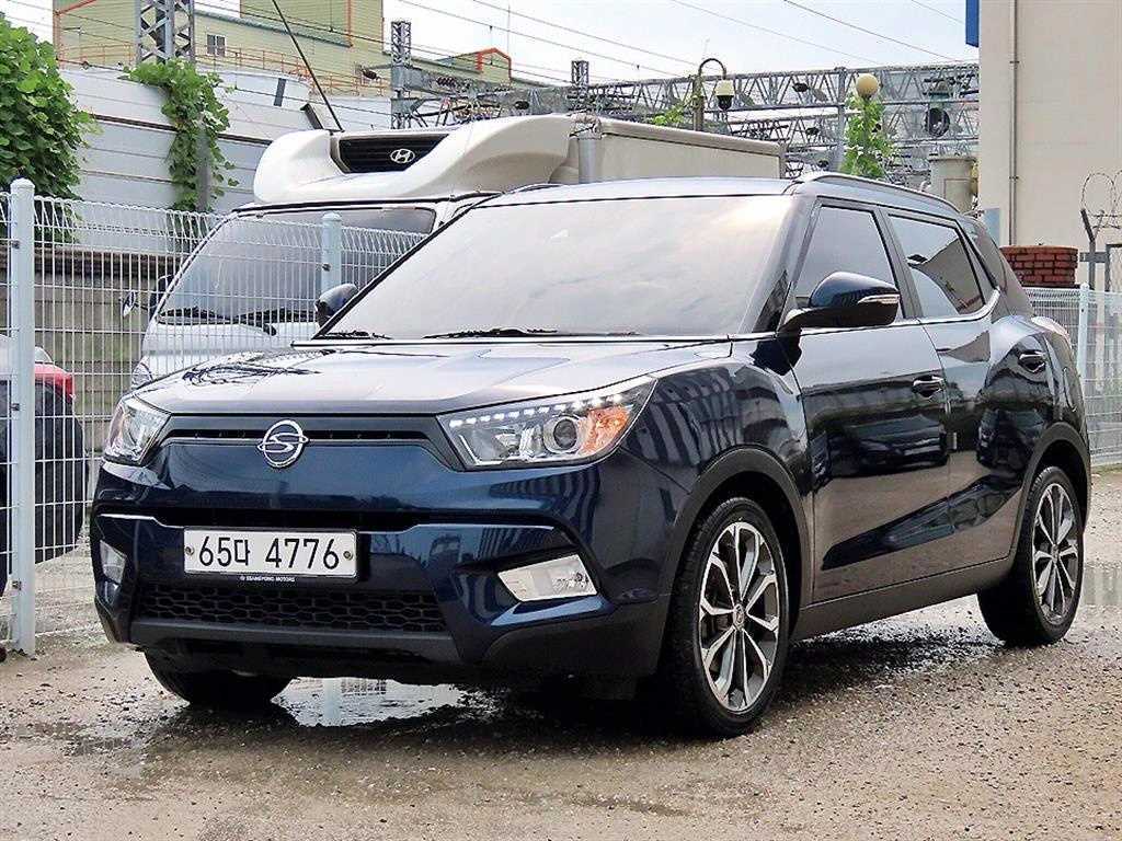 KGM 티볼리 가솔린 2WD 1.6 VX 사진 2/19