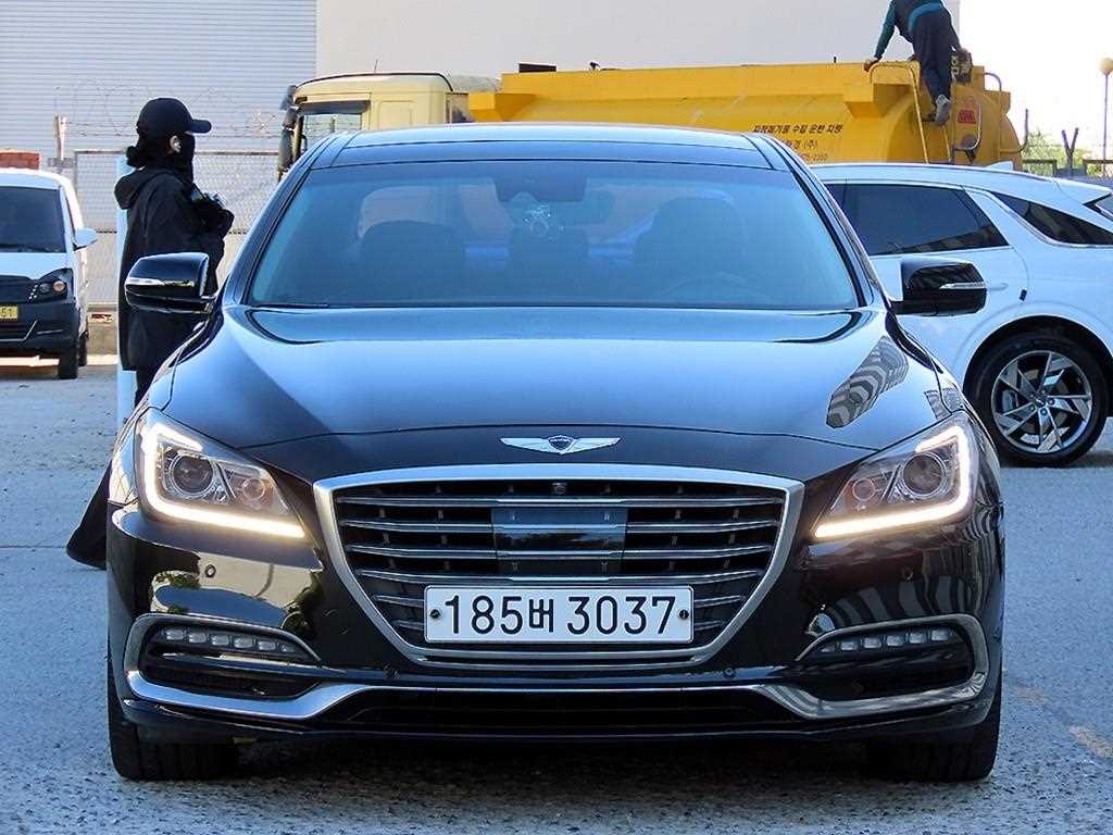 제네시스 G80 3.3 GDI AWD 프리미엄 럭셔리 사진