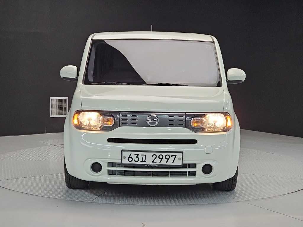 닛산 큐브 1.8 S 사진 2/18