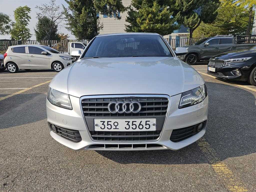 아우디 A4 2.0 TDI 사진