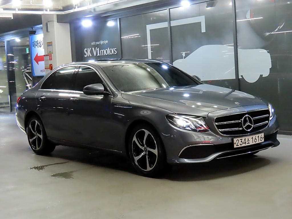 벤츠 E 클래스 E250 아방가르드 사진