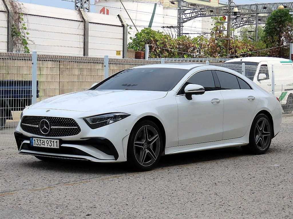 벤츠 CLS 클래스 CLS 300d 4MATIC 사진 2/20