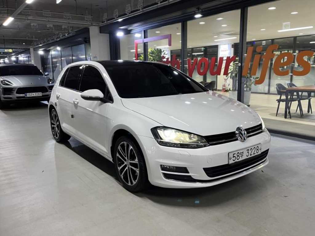 폭스바겐 골프 1.4 TSI 사진