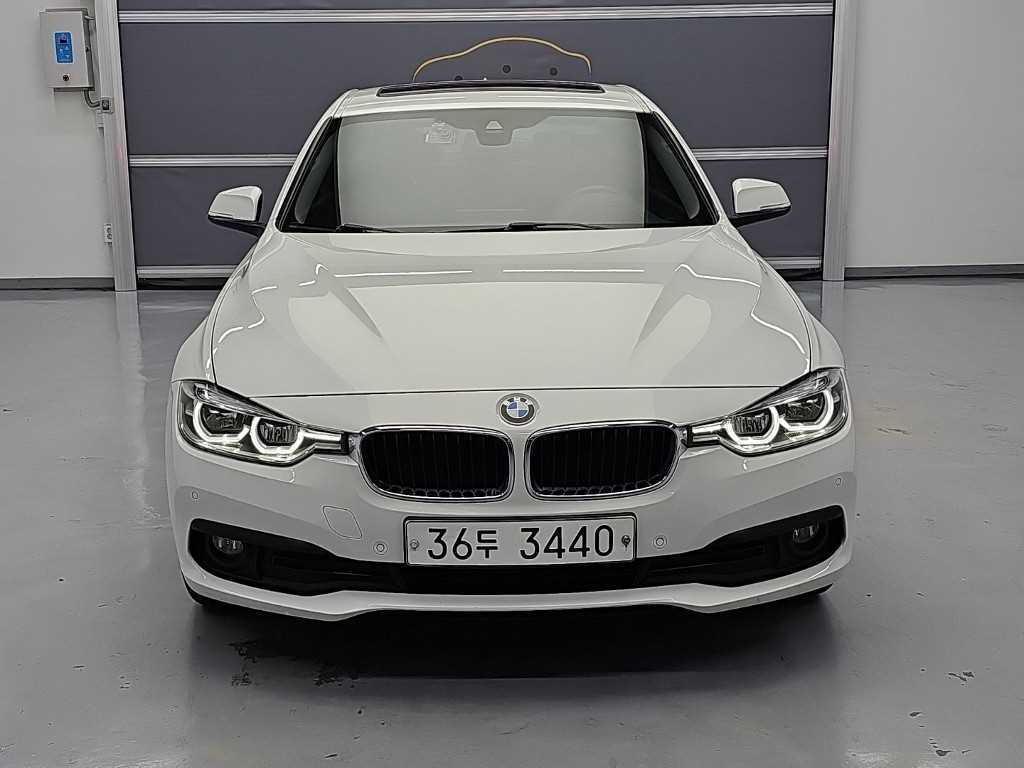 BMW 3시리즈 320d 사진 2/18